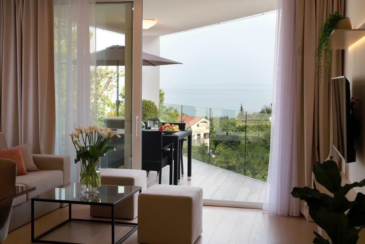 Modern Apartment Near The Sea Ičići Eksteriør billede