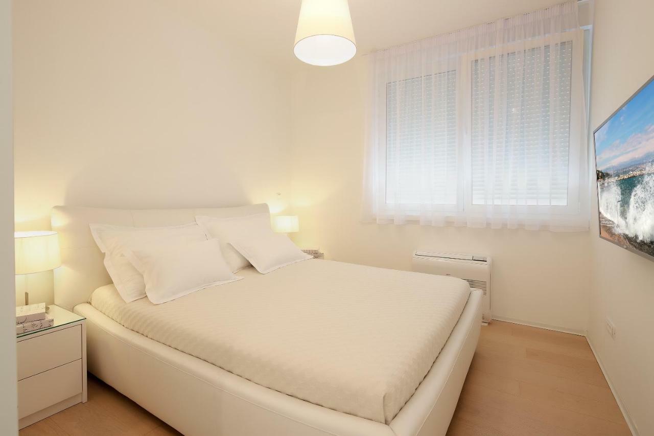 Modern Apartment Near The Sea Ičići Eksteriør billede